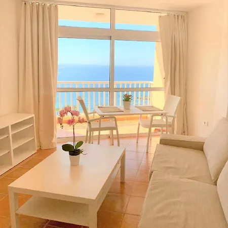 Y13c Super View - Lasamericas Playa de las Americas (Tenerife)
