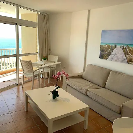 Y13c Super View - Lasamericas Apartment *
